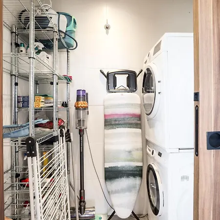Lakes - 3 Bedroom Apartment