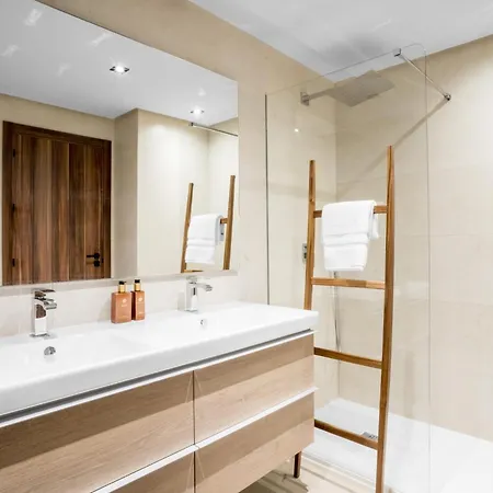 Apartment Lakes - 3 Bedroom *