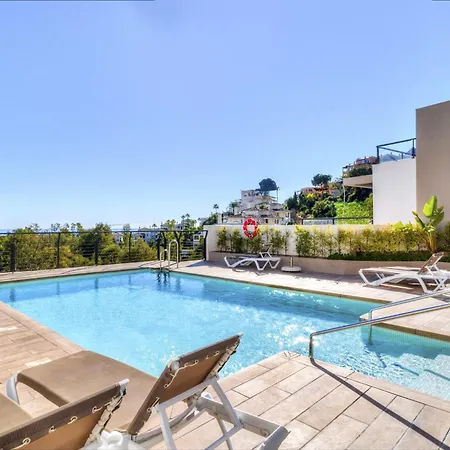 - 3 Bedroom Luxury By Finest Apartament *
