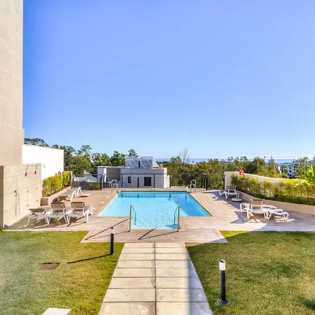 Apartment Lakes - 3 Bedroom *