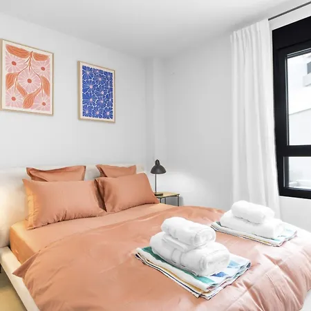 Lakes - 3 Bedroom Apartment