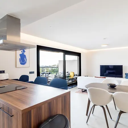 Lakes - 3 Bedroom Apartment