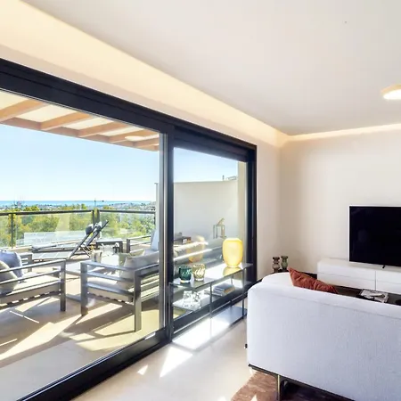 Lakes - 3 Bedroom Apartment