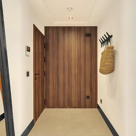 Apartament - 3 Bedroom Luxury By Finest