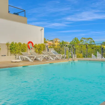 Apartament - 3 Bedroom Luxury By Finest *