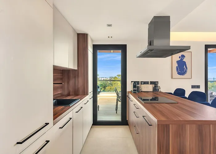 - 3 Bedroom Luxury By Finest * Marbella