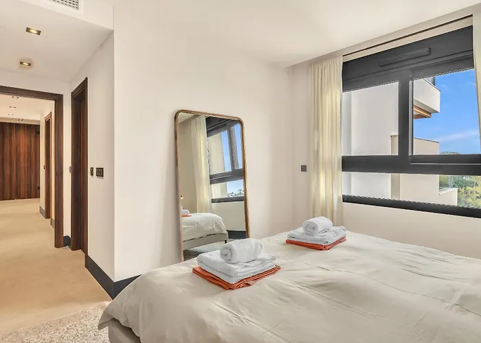 - 3 Bedroom Luxury By Finest Appartamento Marbella